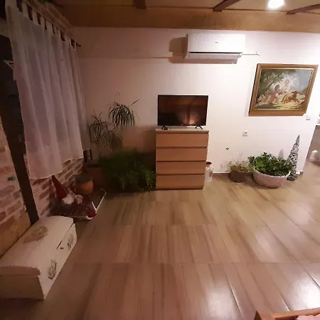Ada Gračac
