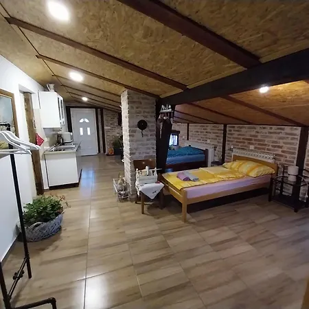 Aparthotel Ada Gračac