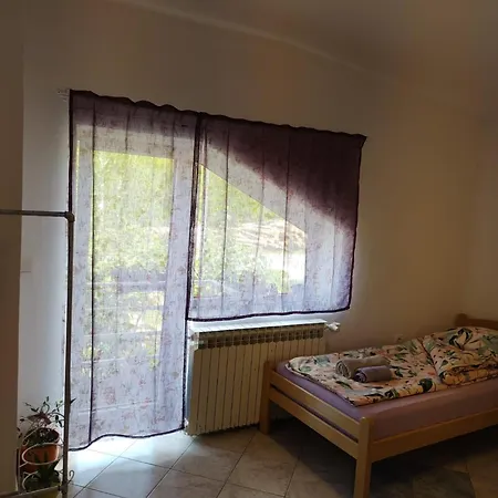 Aparthotel Ada 3*