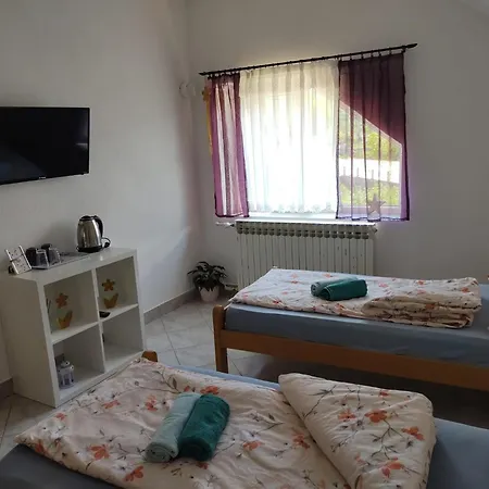 Ada Apartmanhotel 3*