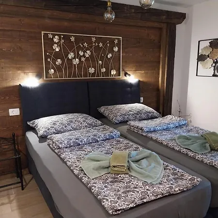 Aparthotel Ada
